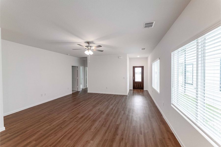 Spacious, unfurnished interior of a new home in Paramount, Kyle (Image 7). Spacious, unfurnished interior of a new home in Paramount, Kyle (Image 7).