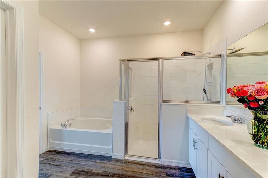Furnished interior view inside a new home in Archers Mill, Ormond Beach (Image 35).