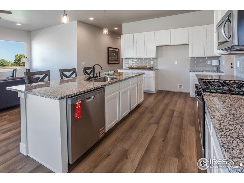 Furnished interior view inside a new home in Promontory Point, Greeley (Image 8).