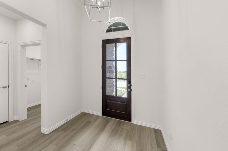 Representative unfurnished interior of a home built from the Cypress by UnionMain Homes in Edgewater, Fate (Image 18).