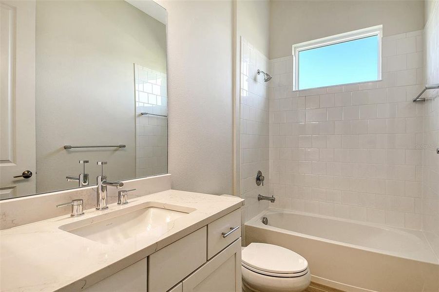 Furnished interior view inside a new home in Canoe Creek, Parrish (Image 6).