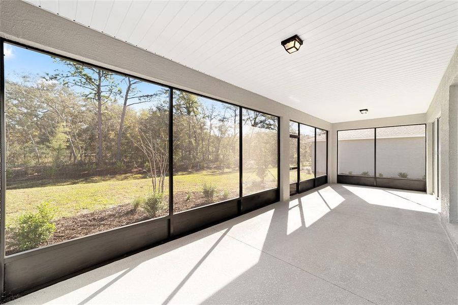 Exterior details and patio area of a home in , Ocala (Image 25). Exterior details and patio area of a home in , Ocala (Image 25).