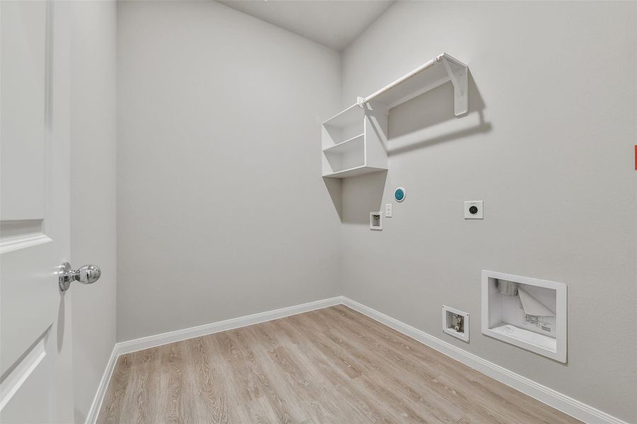 Spacious, unfurnished interior of a new home in King Oaks Village, Baytown (Image 23). Spacious, unfurnished interior of a new home in King Oaks Village, Baytown (Image 23).