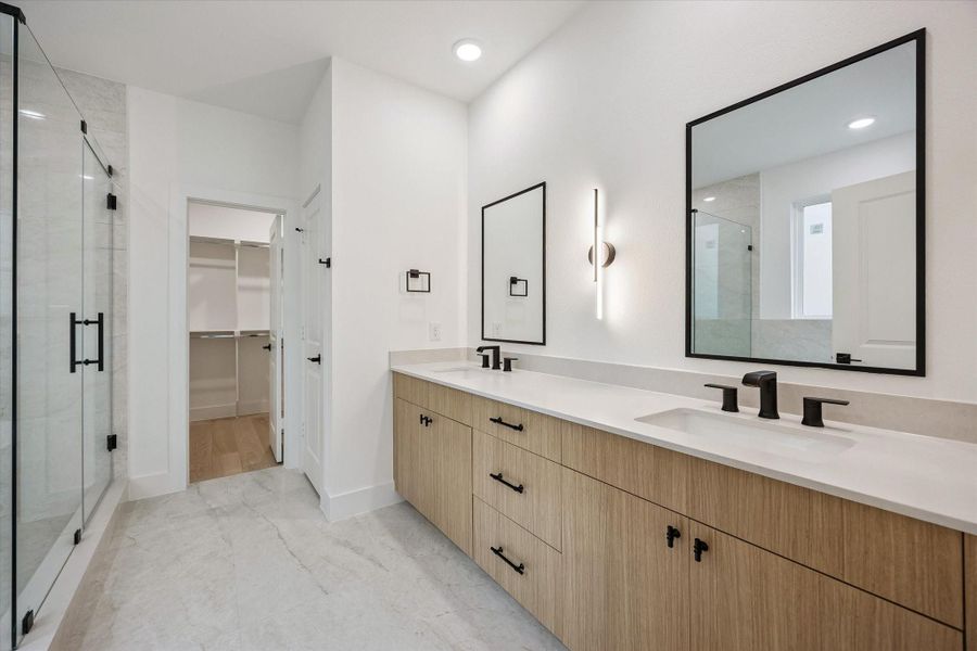 Furnished interior view inside a new home in , Houston (Image 7).