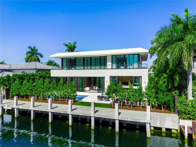 Image 32 of a home in . Image 32 of a home in .