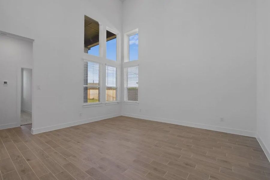 Representative unfurnished interior of a home built from the Emma by Chesmar Homes in Bridgeland, Elgin (Image 27).