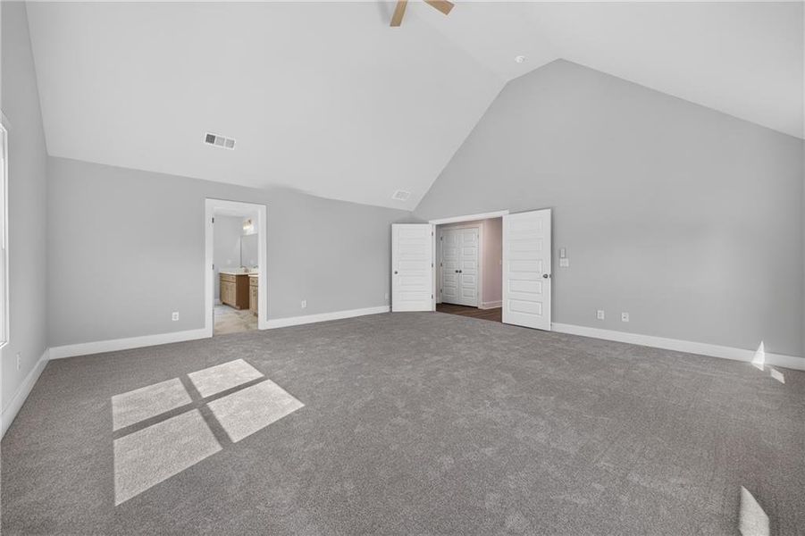 Spacious, unfurnished interior of a new home in , Atlanta (Image 35).
