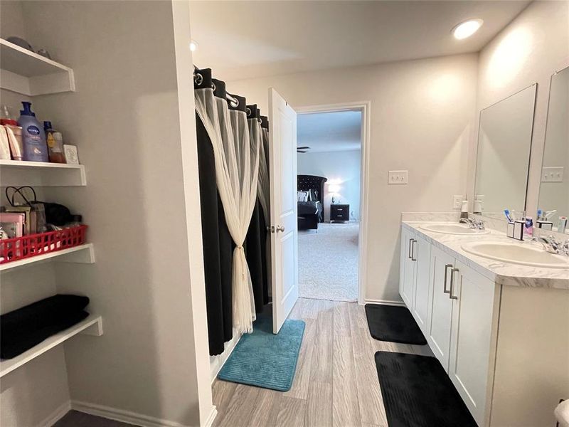 Furnished interior view inside a new home in , Chandler (Image 29).