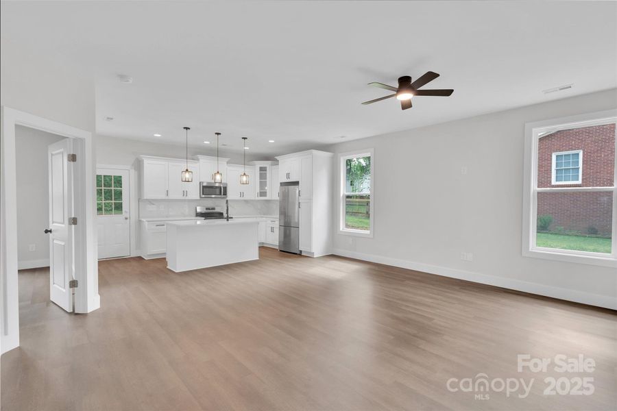 Spacious, unfurnished interior of a new home in , Bessemer City (Image 15).