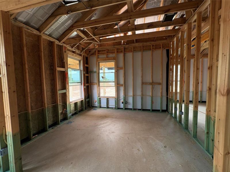 Spacious, unfurnished interior of a new home in Berry Creek Highlands, Georgetown (Image 18).