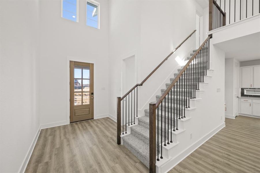 8752 Treeline- Entry-1