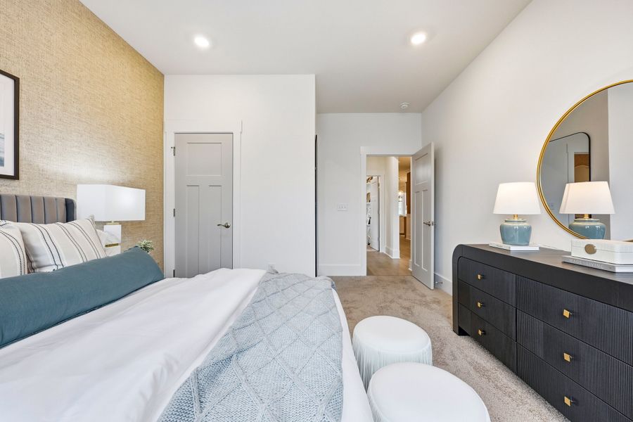 Representative furnished interior of a home built from the Carolyn II by Great Southern Homes in Edgefield, Loris (Image 12).