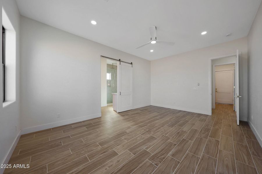 B (26) Master Bedroom