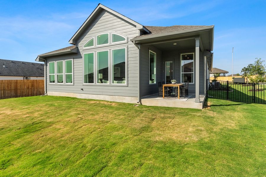 Exterior details and patio area of a home in Berry Creek Highlands, Georgetown (Image 3).
