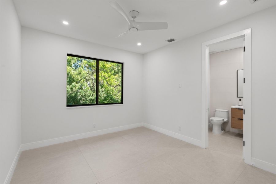 BEDROOM_2_DT