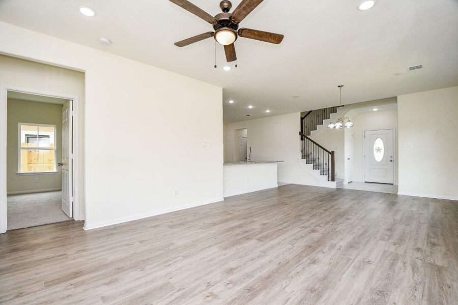 Spacious, unfurnished interior of a new home in , Houston (Image 16).