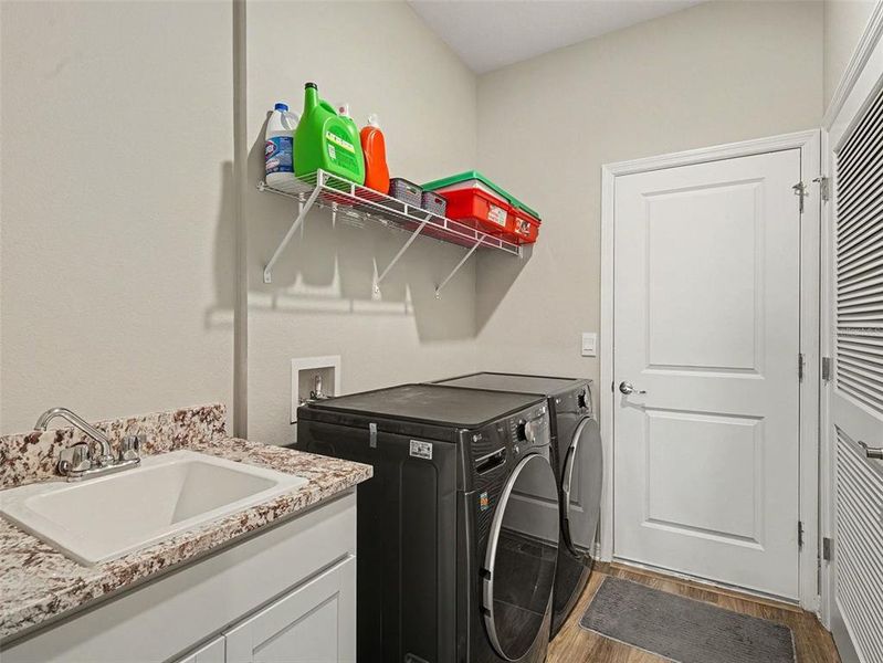 Furnished interior view inside a new home in Star Farms at Lakewood Ranch, Bradenton (Image 17).