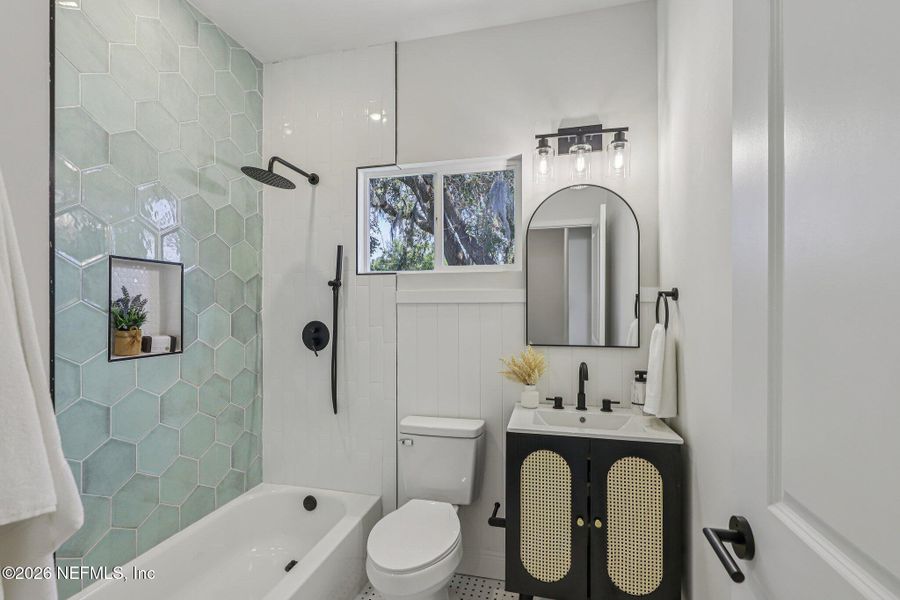 Furnished interior view inside a new home in , Jacksonville (Image 14).