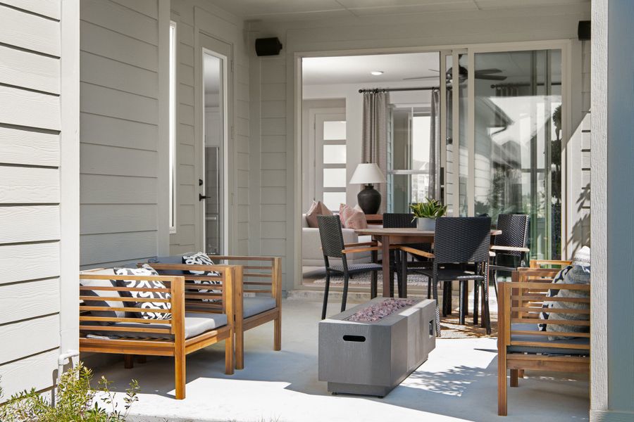 Representative exterior details of a home built from the Chicory by Tri Pointe Homes in The Retreat at Harvest, Argyle (Image 3).