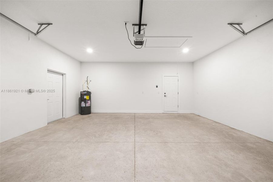 Image 42 of a home in .