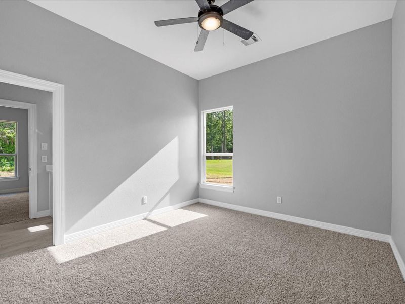 Spacious, unfurnished interior of a new home in , Dayton (Image 14).