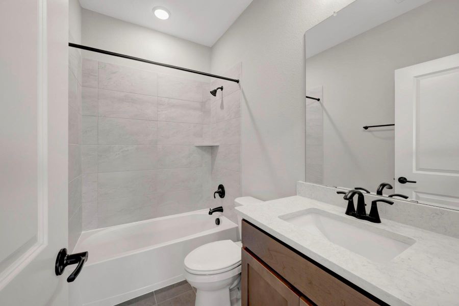 Furnished interior view inside a new home in Pomona 45' Homesites, Manvel (Image 15).