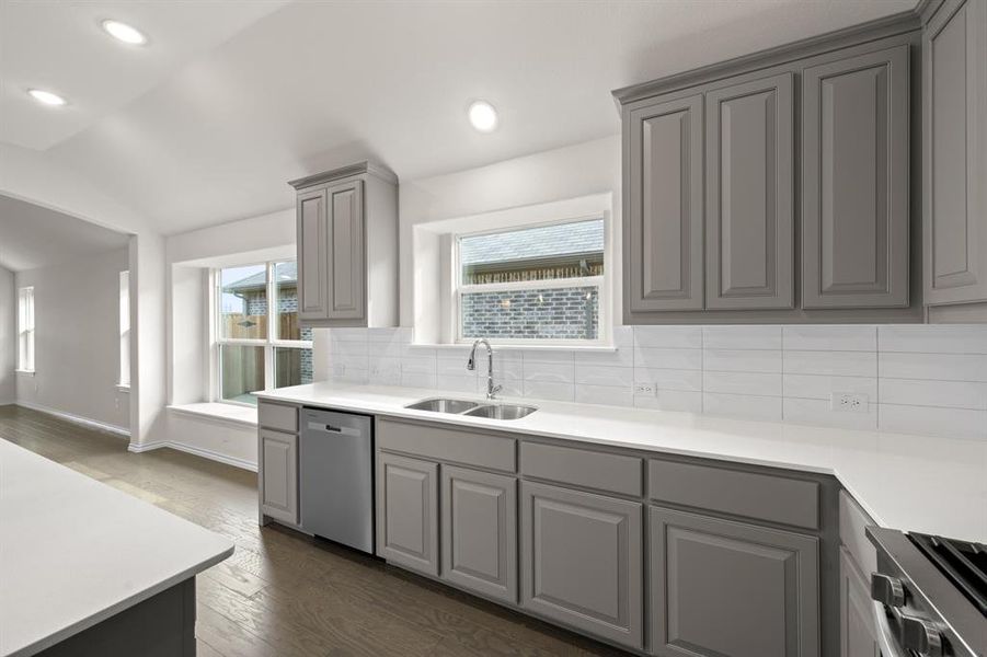 810 Misty- Kitchen-4