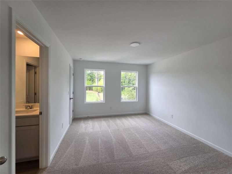 Spacious, unfurnished interior of a new home in , Locust Grove (Image 23).