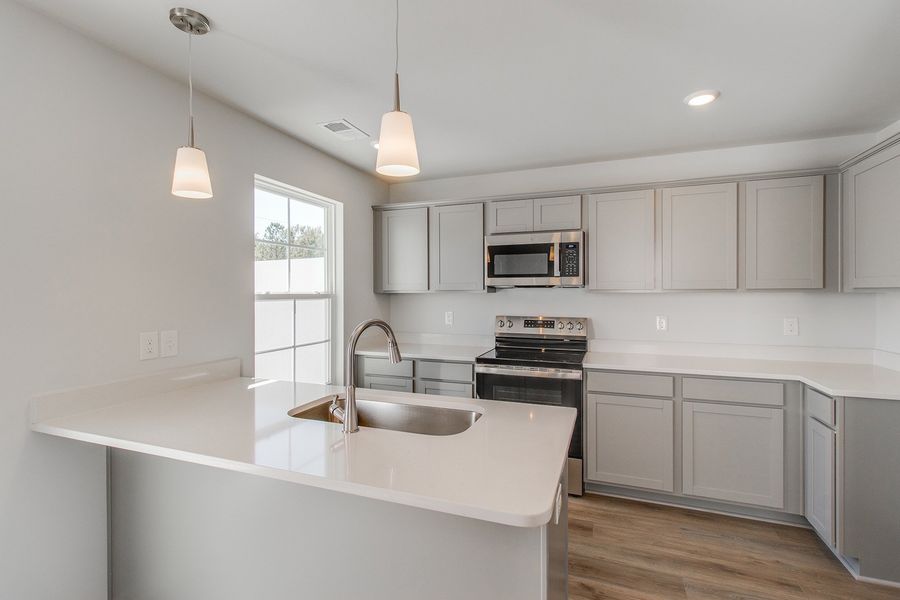 Furnished interior view inside a new home in Haynes Park, Columbia (Image 6).