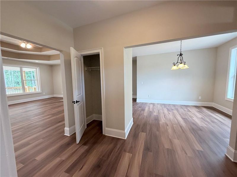Spacious, unfurnished interior of a new home in , Mansfield (Image 38).
