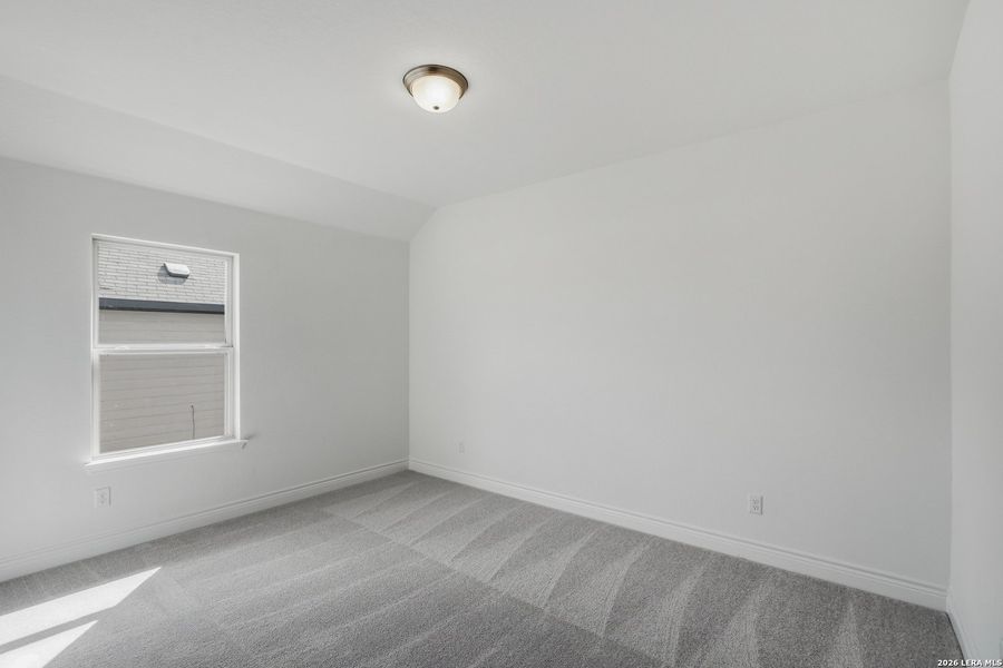 Spacious, unfurnished interior of a new home in Davis Ranch, San Antonio (Image 22).