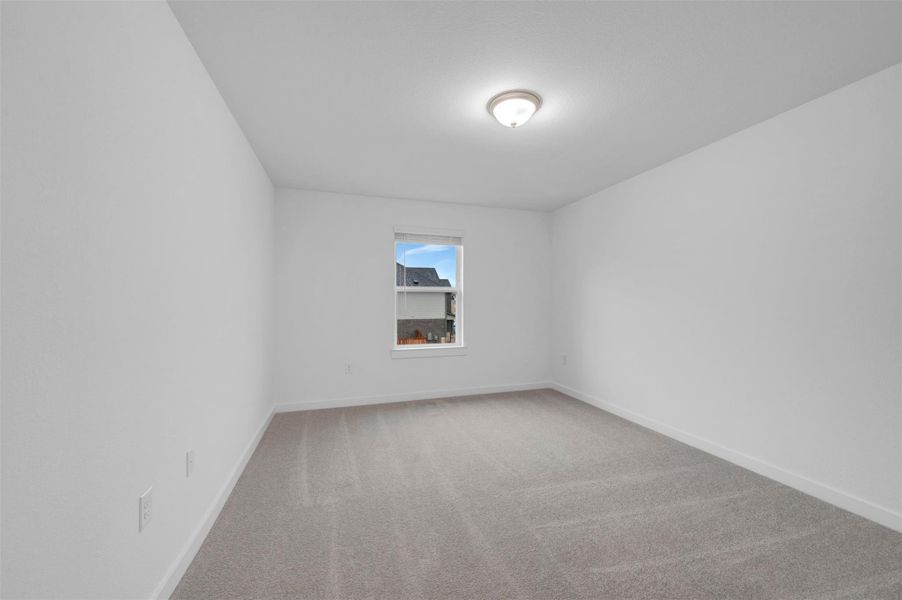 Spacious, unfurnished interior of a new home in Barksdale, Leander (Image 30).