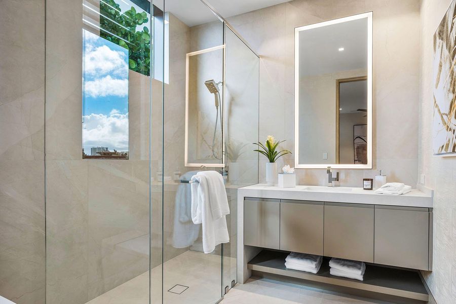 1520_Royal_Palm_Way_89