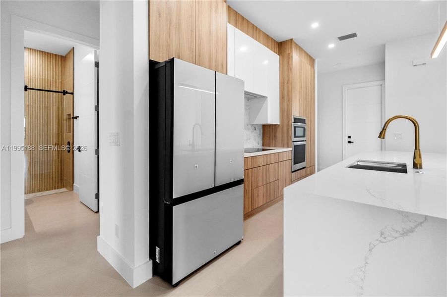 Furnished interior view inside a new home in , Cape Coral (Image 11).