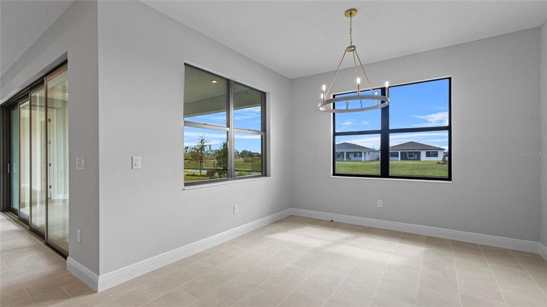 Spacious, unfurnished interior of a new home in Woodland Preserve, Parrish (Image 26).