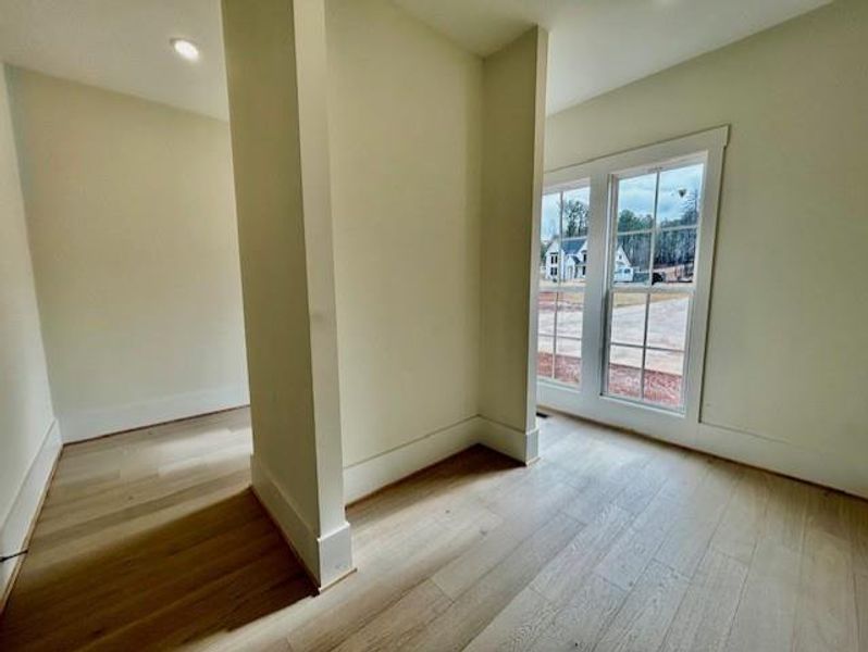 Spacious, unfurnished interior of a new home in , Jefferson (Image 12).