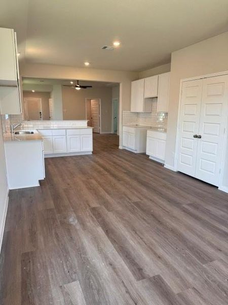 Spacious, unfurnished interior of a new home in Townsend Reserve, Splendora (Image 25).