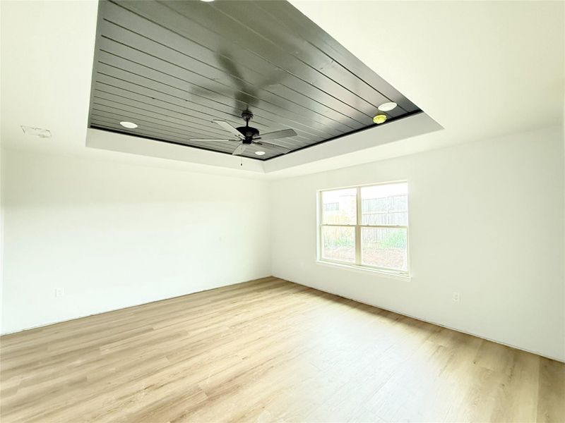 Spacious, unfurnished interior of a new home in , Belton (Image 13).