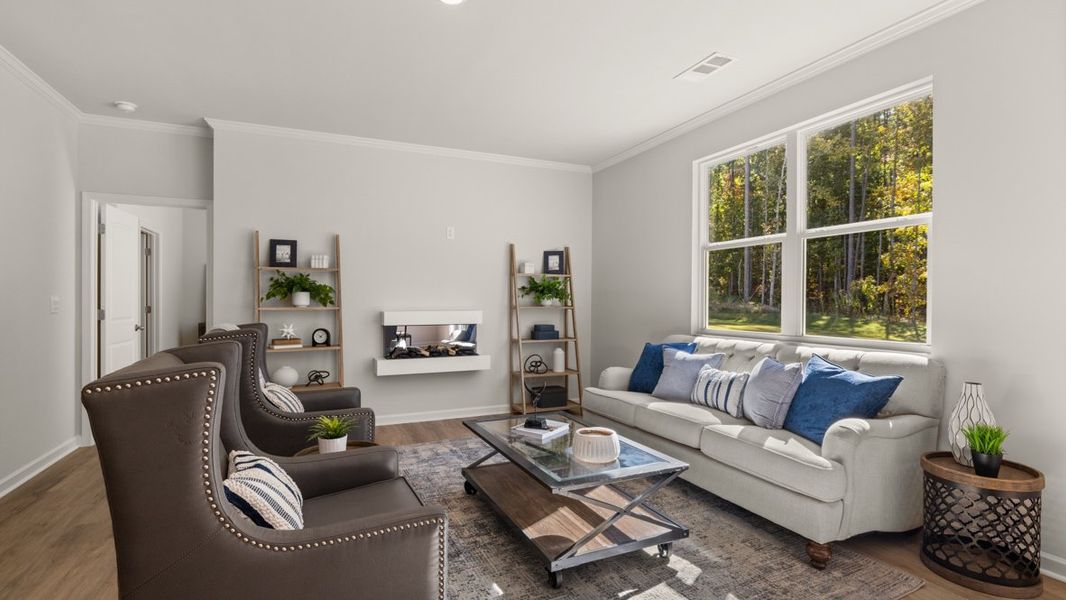 Representative furnished interior of a home built from the Elle by D.R. Horton in Hamptons at Riverwood South, Dallas (Image 9).