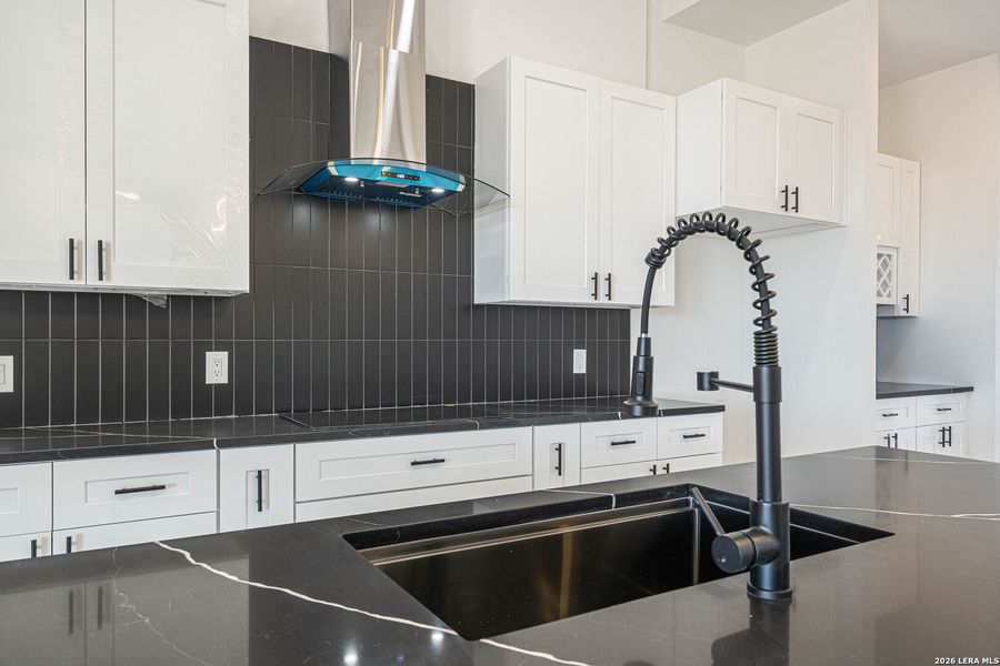 Close-up of interior finishes inside a home in , La Vernia (Image 13).