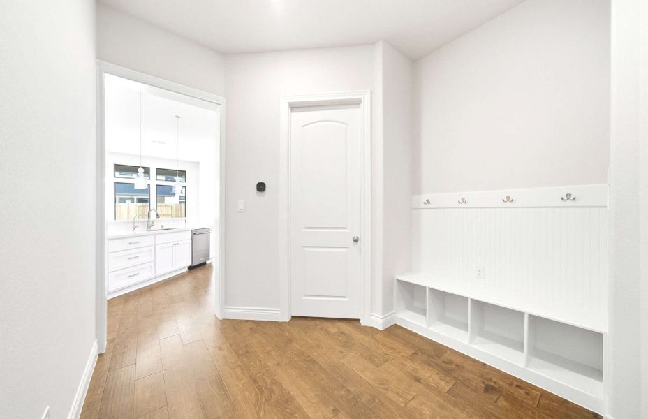 Representative unfurnished interior of a home built from the 2688AU by Ravenna Homes in Audubon 60′, Magnolia (Image 26).