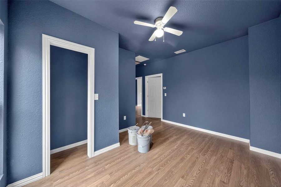 Spacious, unfurnished interior of a new home in , Murchison (Image 28).