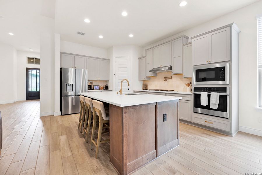 Furnished interior view inside a new home in , Boerne (Image 13).
