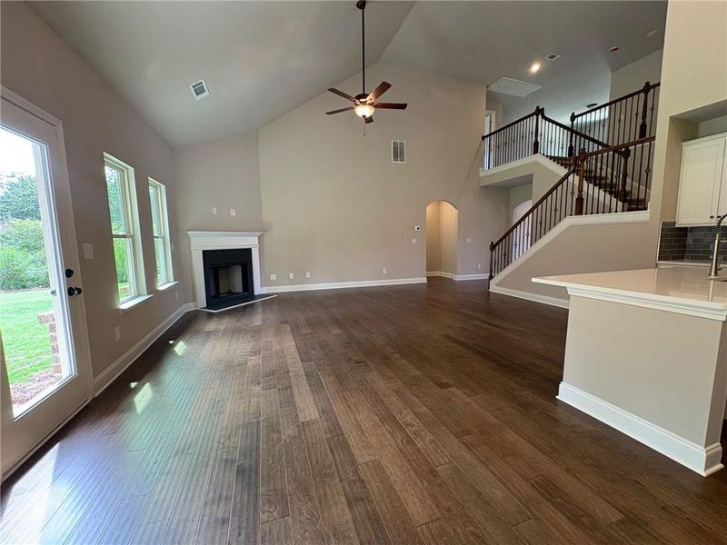 Spacious, unfurnished interior of a new home in , Grayson (Image 10).