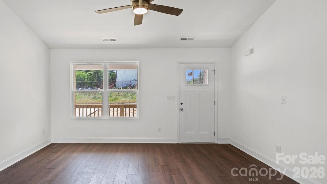 Spacious, unfurnished interior of a new home in , Chester (Image 10).