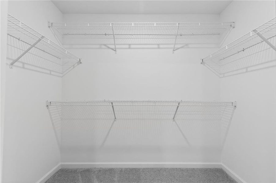 Spacious, unfurnished interior of a new home in Lexington Meadows, Athens (Image 28).