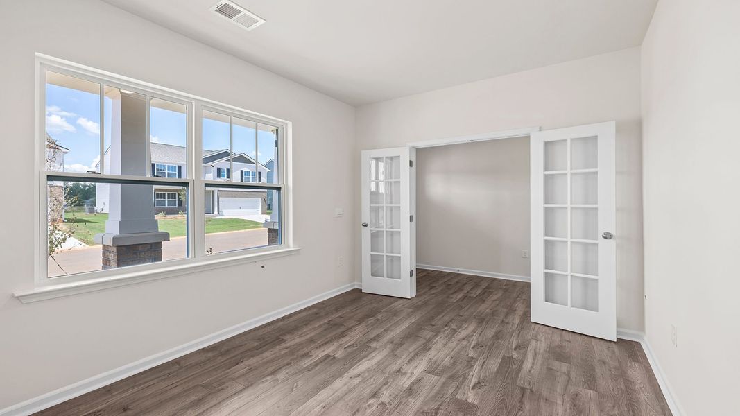 Spacious, unfurnished interior of a new home in Chestnut Ridge, Greenville (Image 17). Spacious, unfurnished interior of a new home in Chestnut Ridge, Greenville (Image 17).