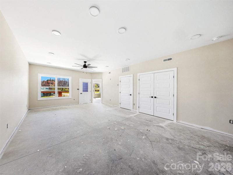 Image 29 of a home in .