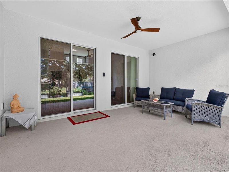 Exterior details and patio area of a home in Storey Creek, Kissimmee (Image 30).