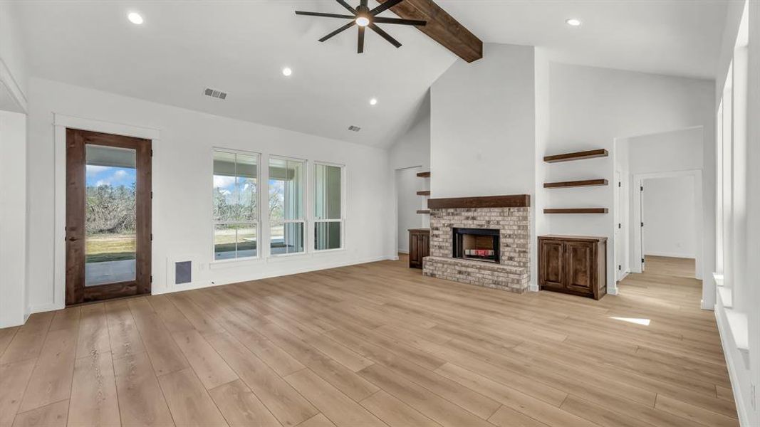 Spacious, unfurnished interior of a new home in Echo Grove, Poolville (Image 21).